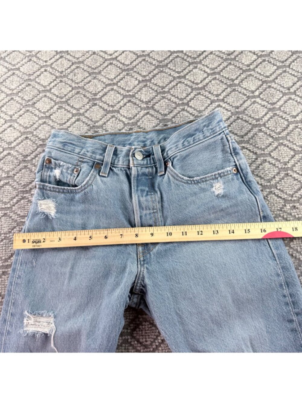 Levi’s 501 Distressed Light Wash Straight Leg Denim Jeans Size W24 L26 - Picture 15 of 16